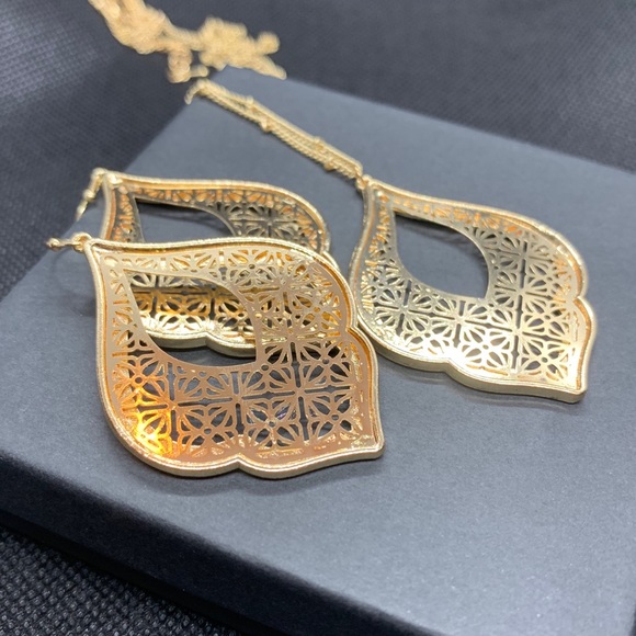 Jewelry - Gold-tone Filigree Moroccan necklace and earrings